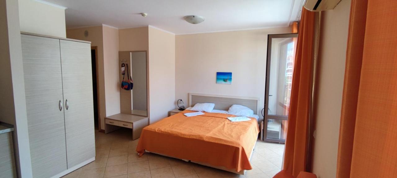 סאני ביץ' Holiday Apartcomplex Royal Sun מראה חיצוני תמונה